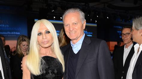 donatella versace sorella politica|donatella versace personal life.